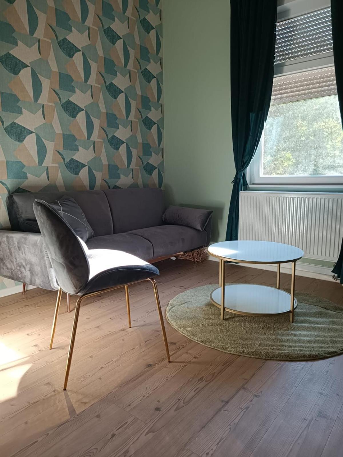 Ressel Mansion Apartment Bitterfeld-Wolfen Екстериор снимка